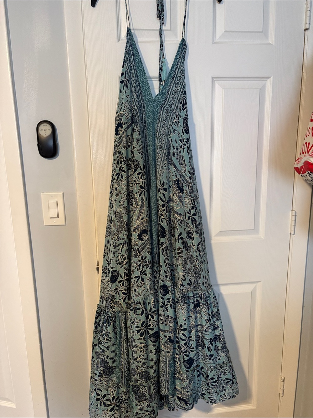 Zury silk blend Sleeveless Floral Maxi Dress in gorgeous blue color floral